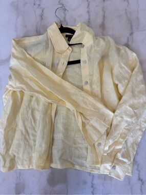 Ann Taylor Pale Yellow Linen Button-Down Shirt